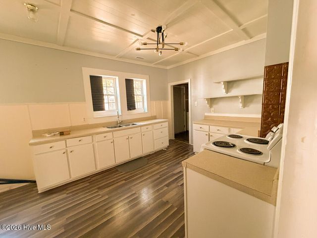 907 E Walnut Street, Goldsboro, NC 27530