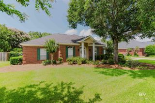 211 Royal Lane, Fairhope, AL 36532