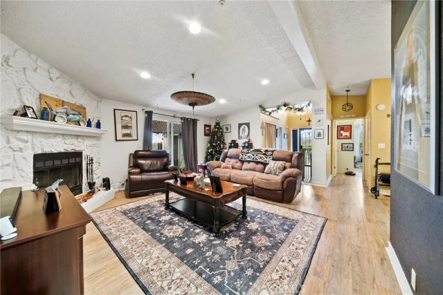 13691 Gavina Ave. 469, Sylmar, CA 91342