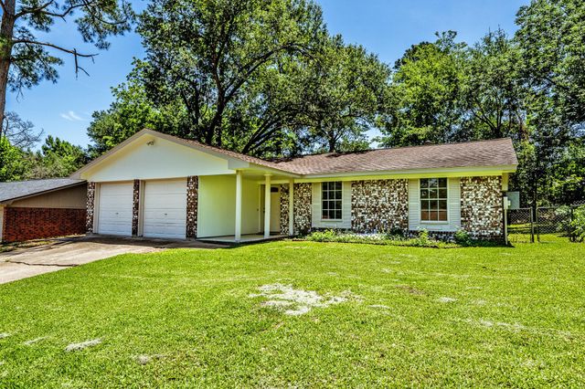 2615 Chimney Rock, Huntsville, TX 77320