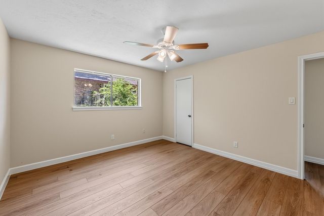 2615 Chimney Rock, Huntsville, TX 77320