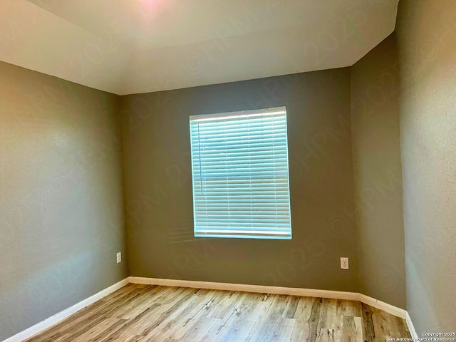 8014 Chanting Bend, San Antonio, TX 78223