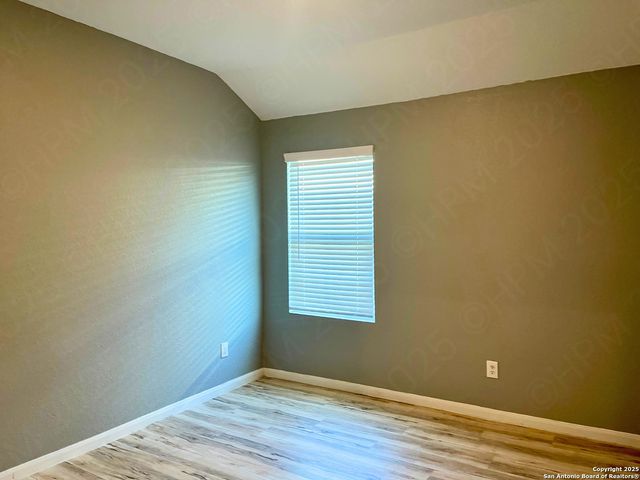 8014 Chanting Bend, San Antonio, TX 78223
