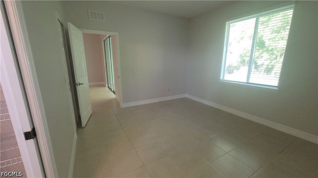 3208 SW 17th PL, Cape Coral, FL 33914