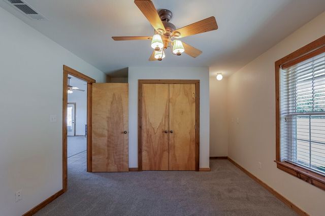 4024 J Rendon Road, Burleson, TX 76028