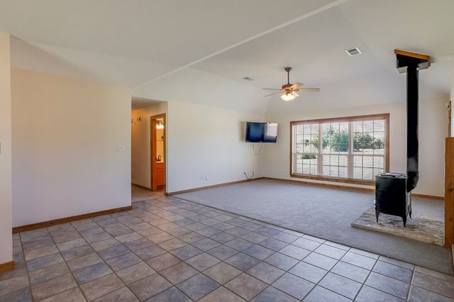 4024 J Rendon Road, Burleson, TX 76028