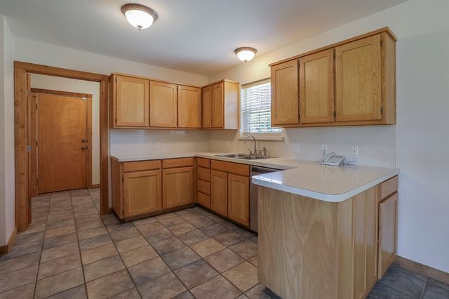 4024 J Rendon Road, Burleson, TX 76028