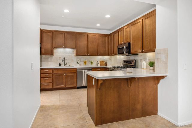 16913 Laurel Hill Ln 133, San Diego, CA 92127