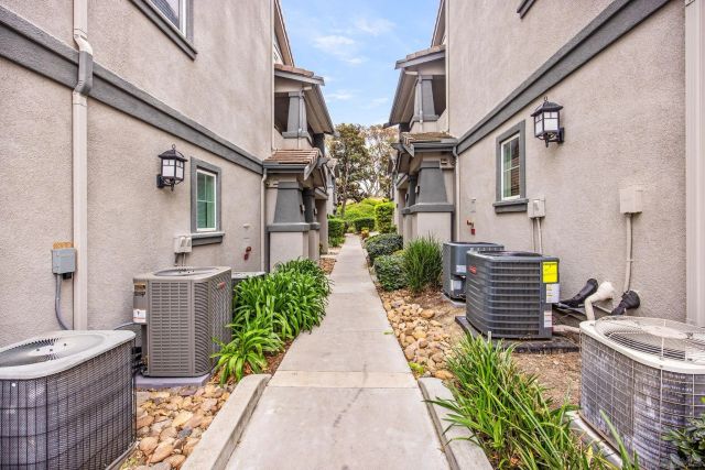 16913 Laurel Hill Ln 133, San Diego, CA 92127