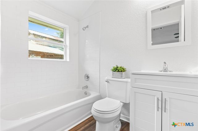 809 E Downs Avenue, Temple, TX 76501