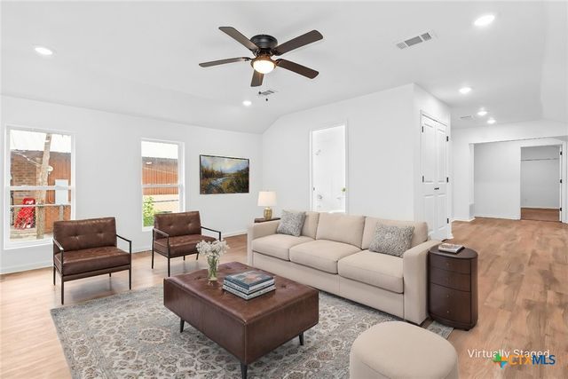 809 E Downs Avenue, Temple, TX 76501