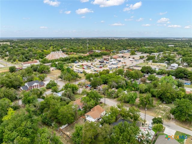809 E Downs Avenue, Temple, TX 76501