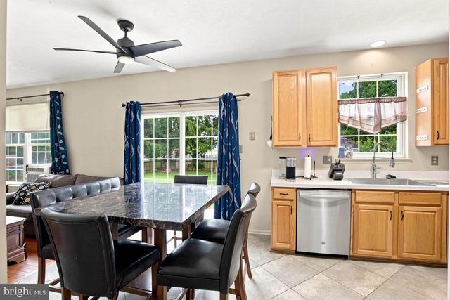 3135 RAINTREE RD, York, PA 17404