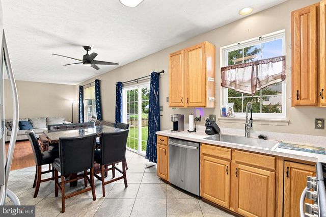 3135 RAINTREE RD, York, PA 17404