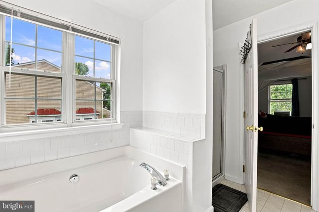 3135 RAINTREE RD, York, PA 17404