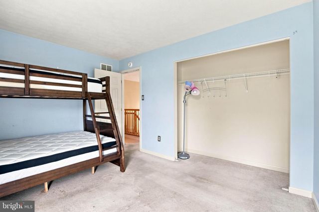 3135 RAINTREE RD, York, PA 17404