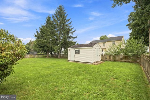3135 RAINTREE RD, York, PA 17404