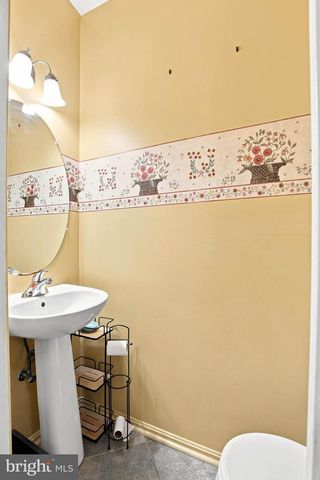 3135 RAINTREE RD, York, PA 17404