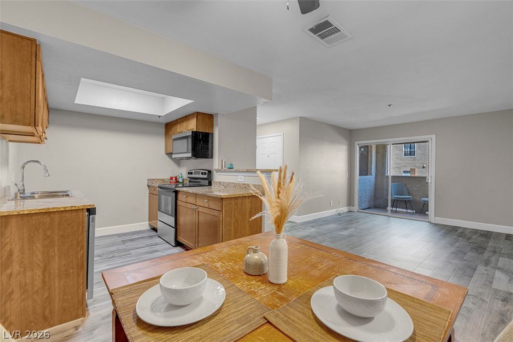 4200 South Valley View Boulevard 1069, Las Vegas, NV 89103 — exterior