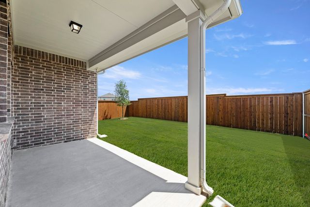14200 Gallatin Street, Pilot Point, TX 76258