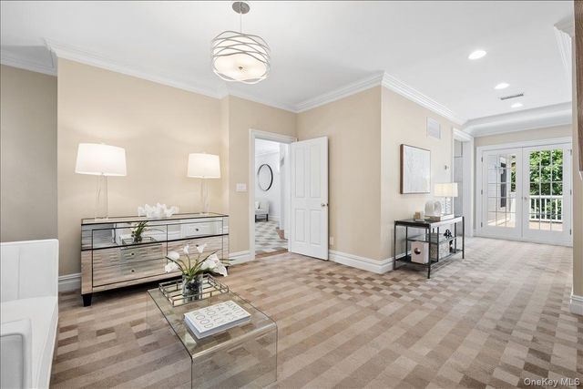 3 Oak Lane, Larchmont, NY 10538