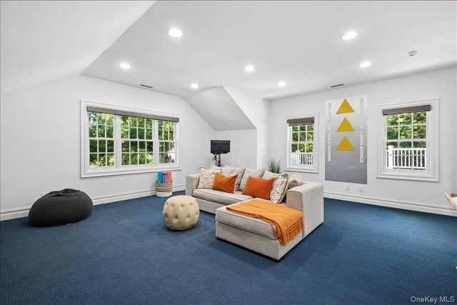 3 Oak Lane, Larchmont, NY 10538