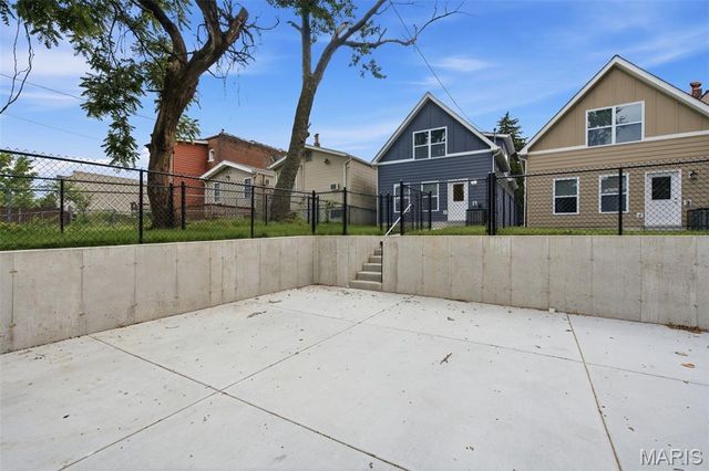 4122 Nebraska Avenue, St Louis, MO 63118