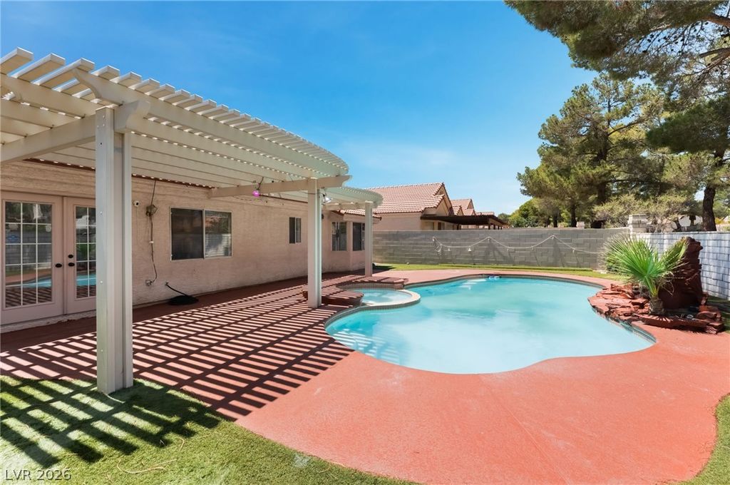 9028 Cypress Point Way, Las Vegas, NV 89117 — exterior