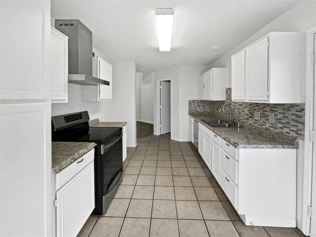 1726 Hillcrest Court, Balch Springs, TX 75180