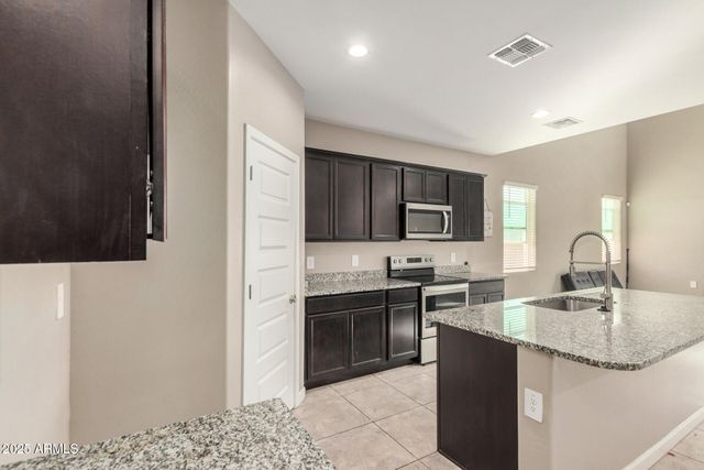 10428 S 54TH Lane, Laveen, AZ 85339