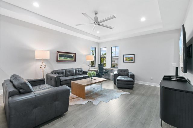 13418 Artisan Circle, Palm Beach Gardens, FL 33418