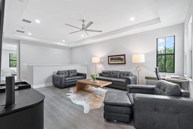 13418 Artisan Circle, Palm Beach Gardens, FL 33418