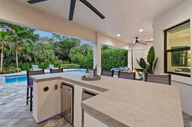 13418 Artisan Circle, Palm Beach Gardens, FL 33418
