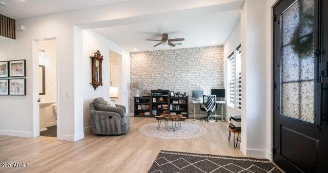 5928 E SIERRA MORENA Street, Mesa, AZ 85215