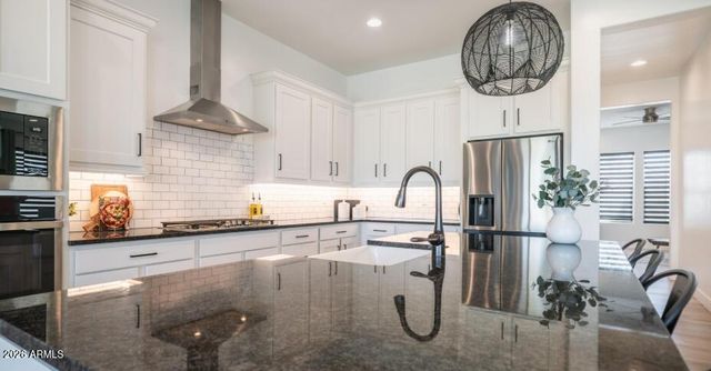 5928 E SIERRA MORENA Street, Mesa, AZ 85215