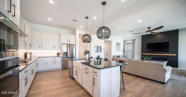 5928 E SIERRA MORENA Street, Mesa, AZ 85215