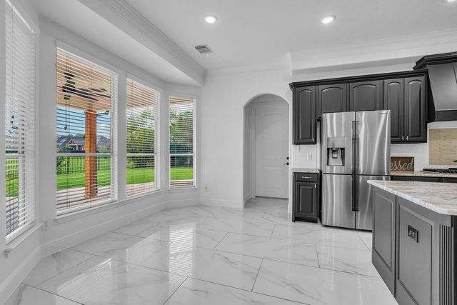 15 Winterhaven Lane, Montgomery, TX 77356