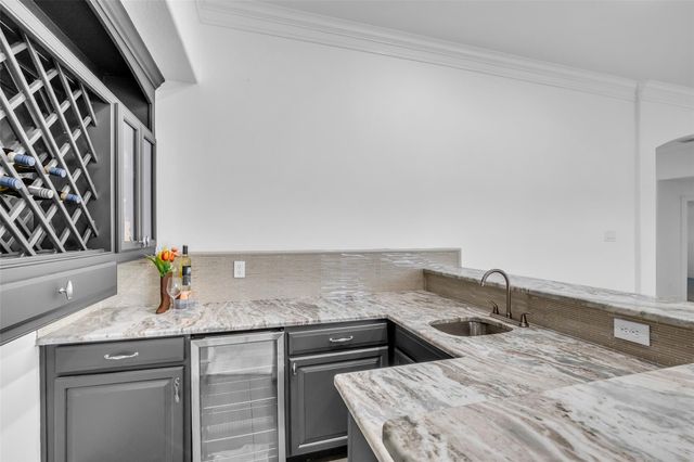 15 Winterhaven Lane, Montgomery, TX 77356