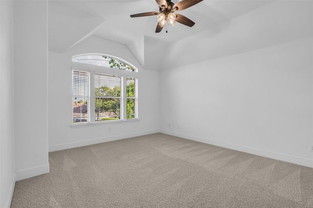 15 Winterhaven Lane, Montgomery, TX 77356