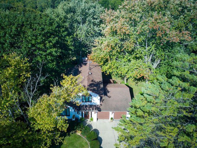 648 37th AVENUE, Kenosha, WI 53144