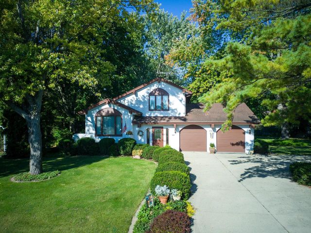 648 37th AVENUE, Kenosha, WI 53144