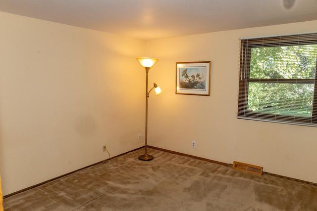 648 37th AVENUE, Kenosha, WI 53144