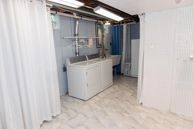 648 37th AVENUE, Kenosha, WI 53144