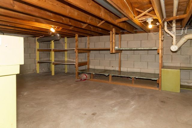 648 37th AVENUE, Kenosha, WI 53144