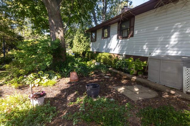 648 37th AVENUE, Kenosha, WI 53144