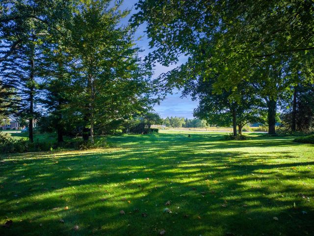 648 37th AVENUE, Kenosha, WI 53144