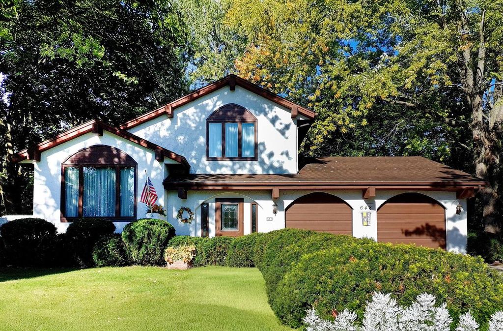 648 37th AVENUE, Kenosha, WI 53144