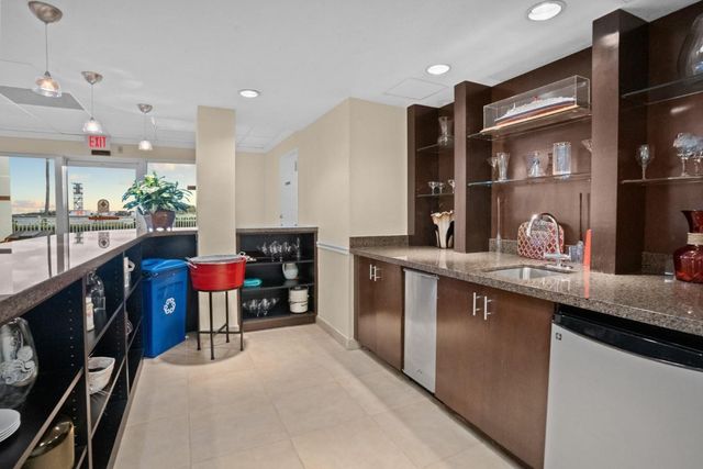 2100 S Ocean Drive 16f, Fort Lauderdale, FL 33316