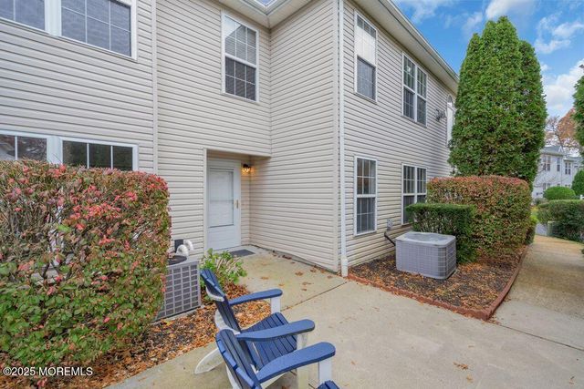 357 Volley Court, Wall, NJ 07719