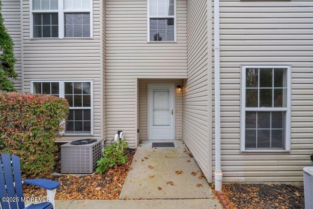 357 Volley Court, Wall, NJ 07719